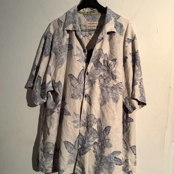 Tommy Bahama Other - Tommy Bahama Original Fit Silk Floral Print Shirt Blue Grey Mens XL Resort
